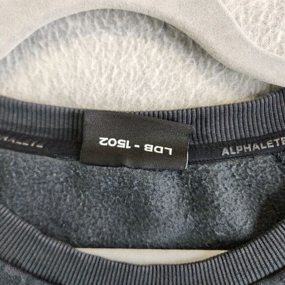 Alphalete Sweatshirt Womens M Gray Camo Cropped Fleece Logo Gym Lifting Crop - Picture 14 of 16